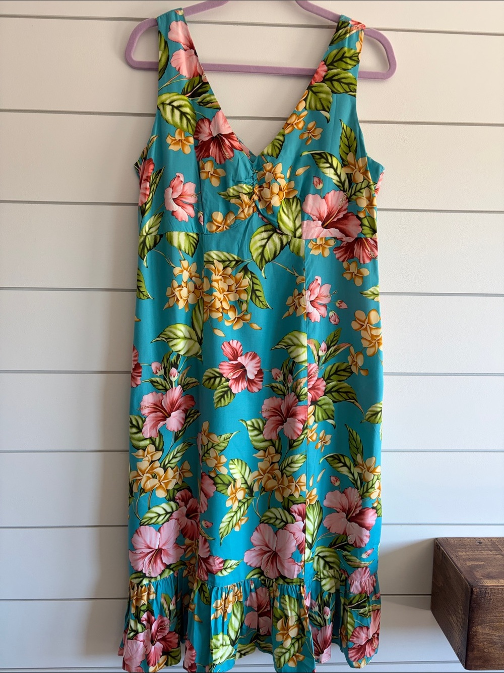 Hilo Hattie Turquoise Dress Size Medium